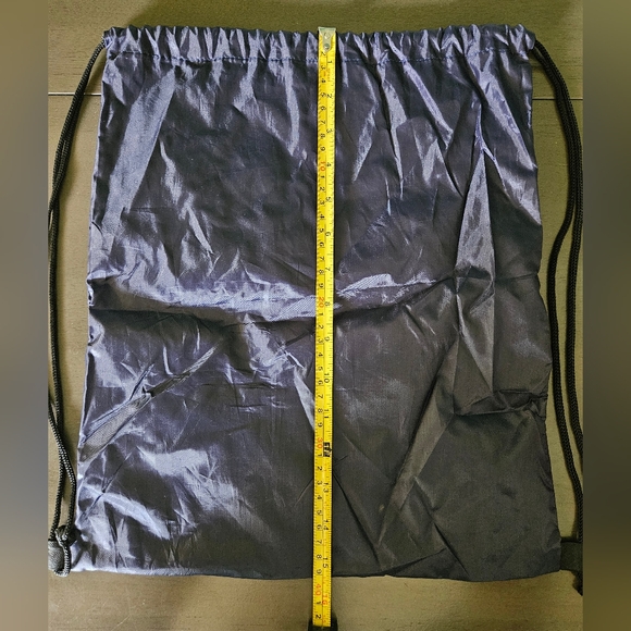 New Kids On The Block 2013 Cruise Drawstring Backpack,Visor, Chapstick Holder - Picture 5 of 5